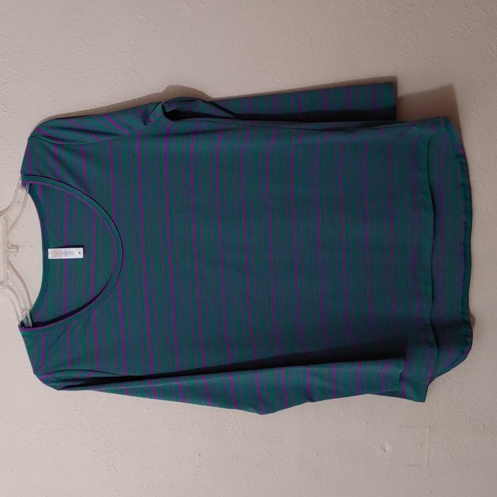 Lularoe Long Sleeve Women's High Low Hem Tee. NWOT